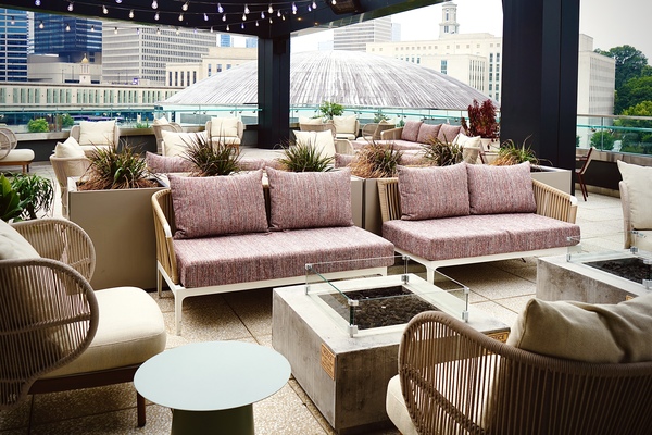 Top Note Rooftop Bar and Restaurant