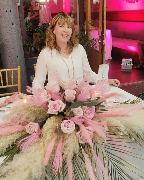 Dina's Deluxe Events