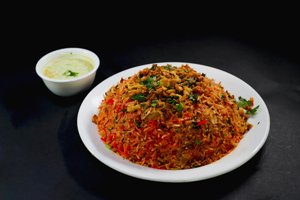 Apna Pind - Indian Restaurant in Mississauga