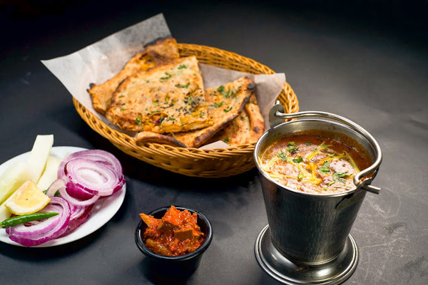 Apna Pind - Indian Restaurant in Mississauga