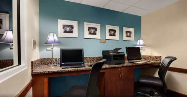 Country Inn & Suites By Carlson, Virginia Beach, VA