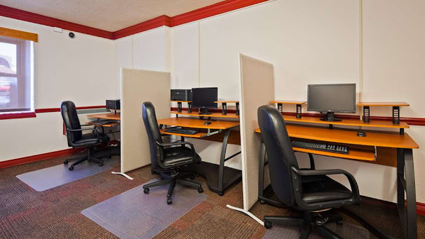 Best Western - Fireside Inn