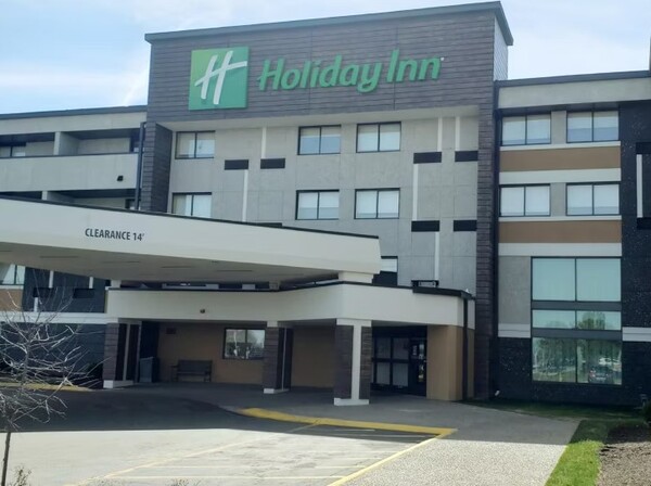 Holiday Inn Indy Airport North
