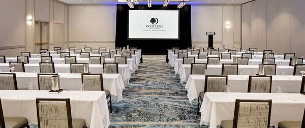 DoubleTree by Hilton Hotel Chicago - Magnificent Mile