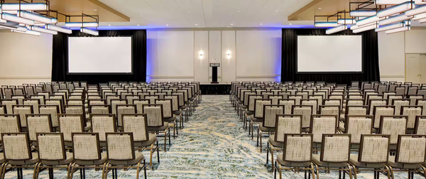 DoubleTree by Hilton Hotel Chicago - Magnificent Mile