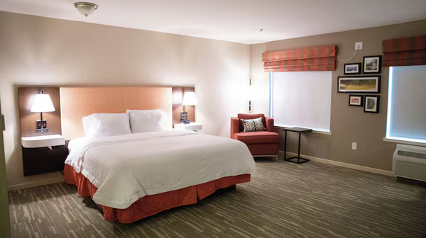Hampton Inn & Suites Fresno