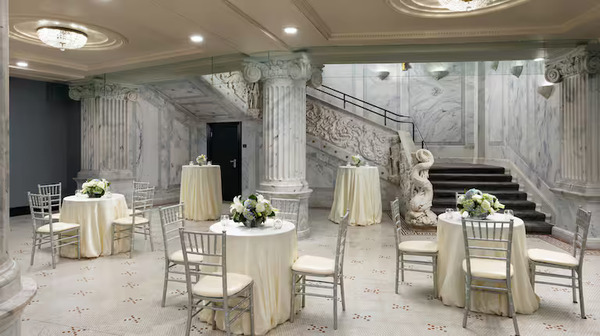 The Candler Hotel Atlanta Curio Collection by Hilton