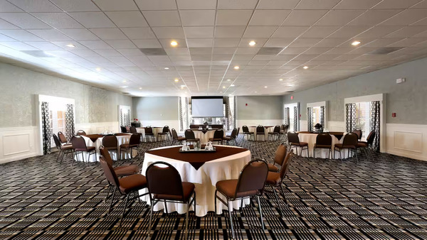 DoubleTree Suites by Hilton Hotel Tucson Airport