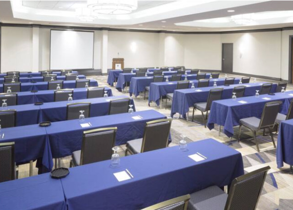 DoubleTree by Hilton Boston Rockland
