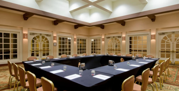 Crowne Plaza Albuquerque