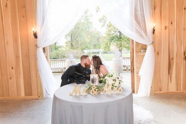 The Barn At Hawks Point