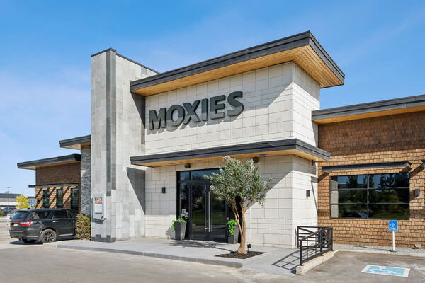 Sandman Hotel Calgary Airport