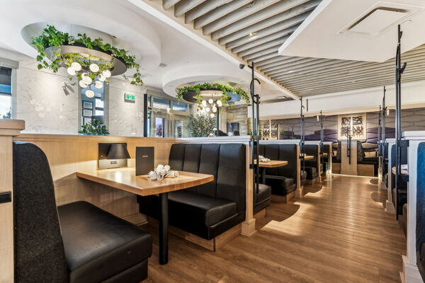 Moxies Barlow & Sandman Hotel Calgary Airport