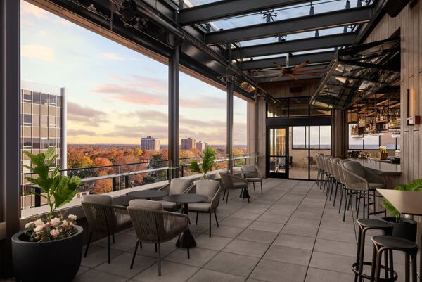 AC Hotel St. Louis Clayton