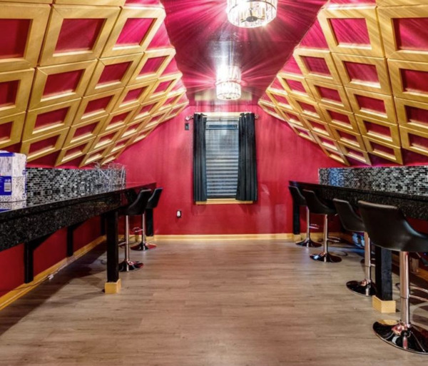 Queen & Hop’s Hideaway