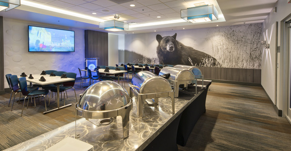 Dave & Buster's Freehold