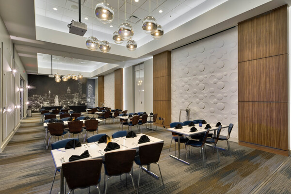 Dave & Buster's Freehold