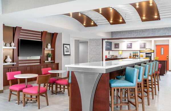 Hampton Inn & Suites Sacramento Cal-Expo