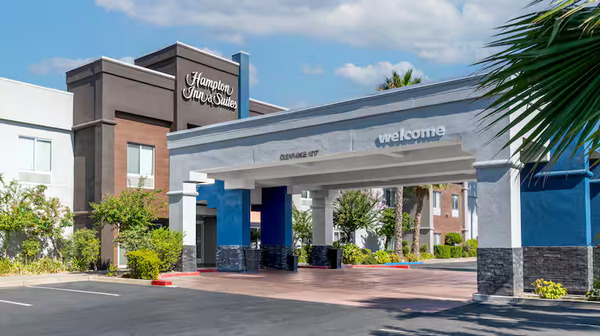 Hampton Inn & Suites Sacramento Cal-Expo