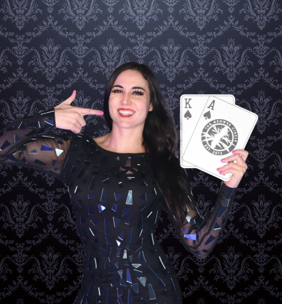 Stacey Stardust | Magician & Mentalist