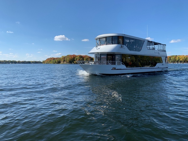 Paradise Charter Cruises