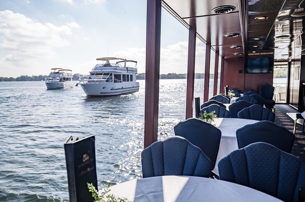 Paradise Charter Cruises