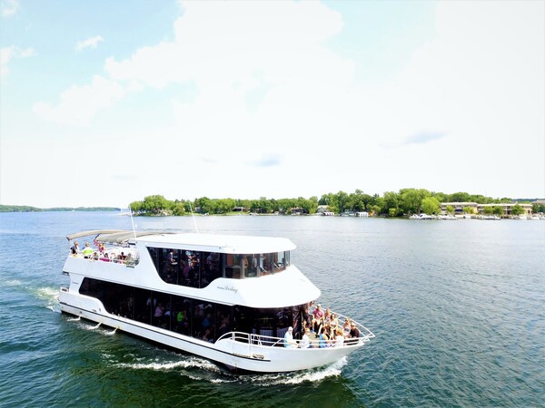 Paradise Charter Cruises