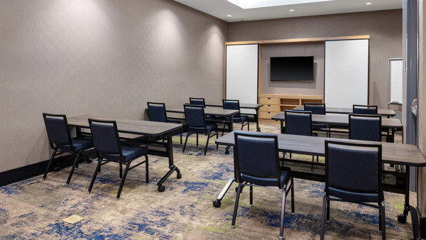 Hyatt House Nashville Downtown / Convention Center