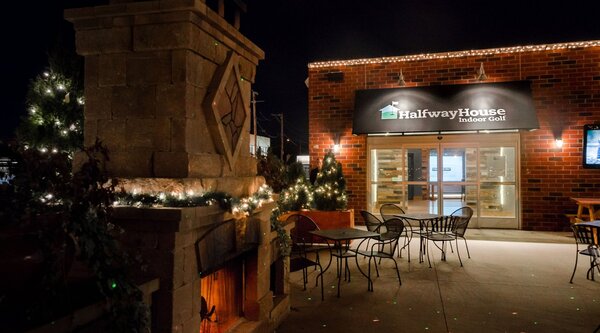 Halfway House Indoor Golf