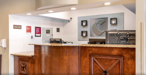 Comfort Suites North Dallas