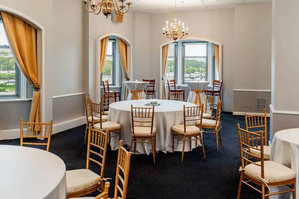 The Congress Plaza Hotel