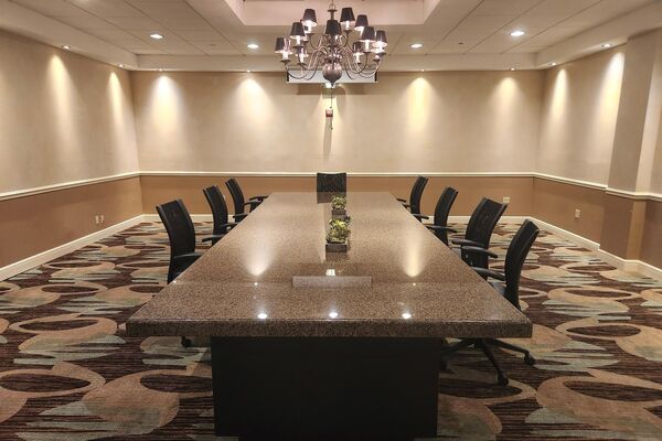 Crowne Plaza Executive Center Baton Rouge