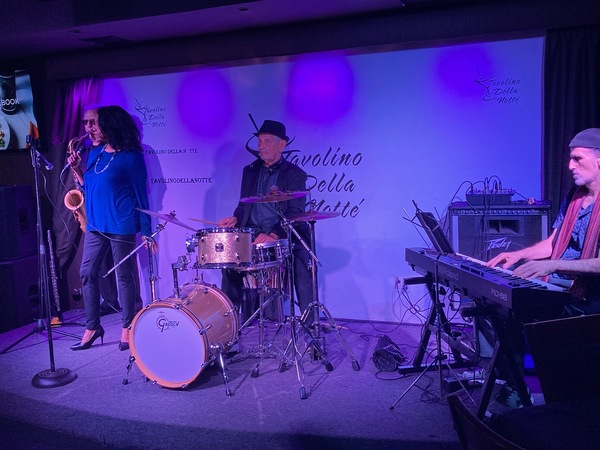 Teri Wilson Entertainment