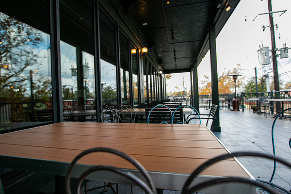 Wunsche Bros. Cafe & Saloon