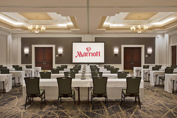 Auburn Hills Marriott Pontiac