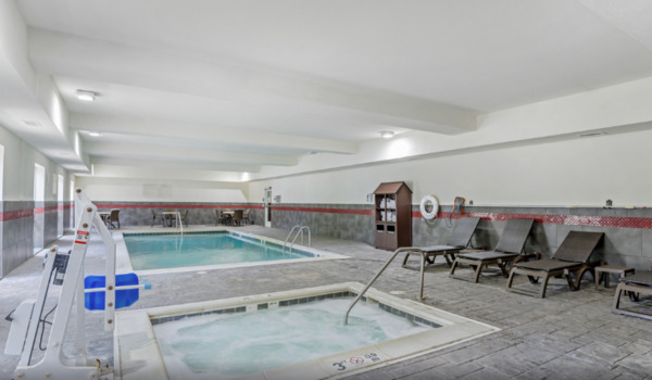 Comfort Suites At Virginia Center Commons