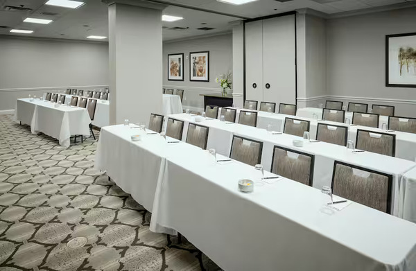 Hilton Brentwood/Nashville Suites