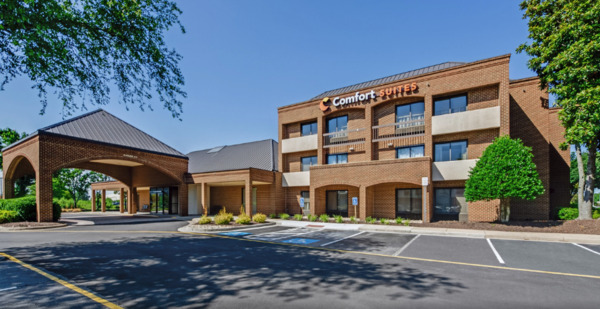Comfort Suites