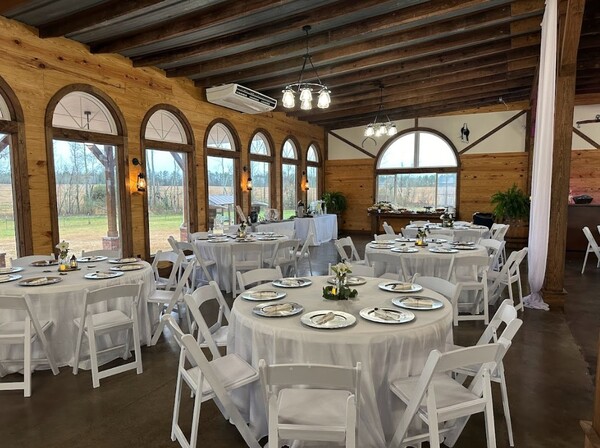 Hawkins Ridge Venue and Wedding Facility