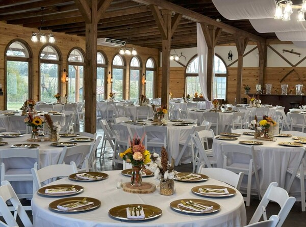 Hawkins Ridge Venue and Wedding Facility