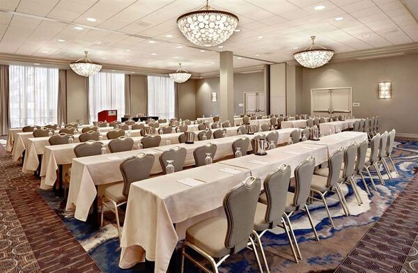 DoubleTree by Hilton Hotel New Orleans