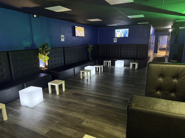Ice Hookah Lounge