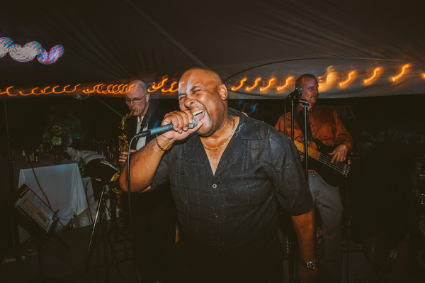 High Pocket Bed & Barn