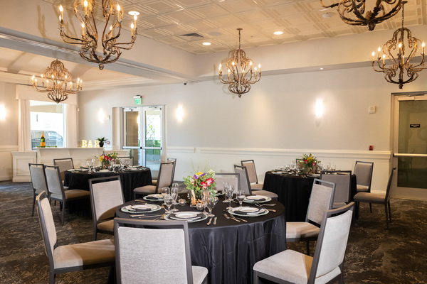 Grove Restaurant, Patio & Ballroom