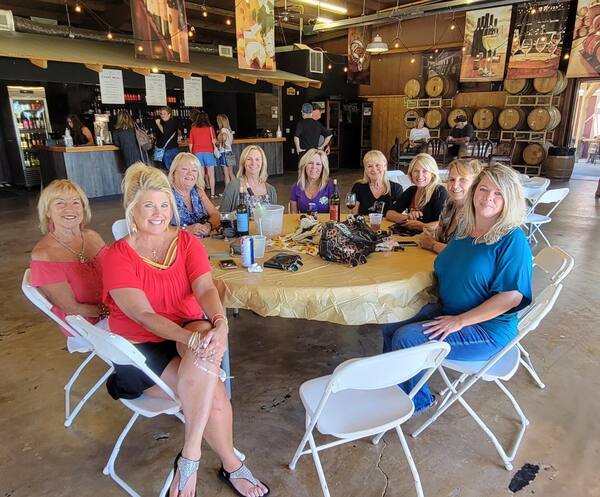 Shawnee Bluff Winery & Vineyard