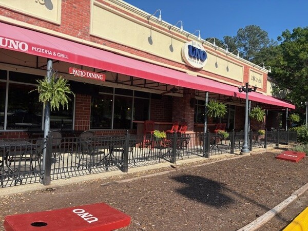 Uno Pizzeria and Grill