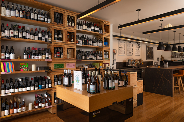 LOOP LINE | Bottle Shop & Wine Bar