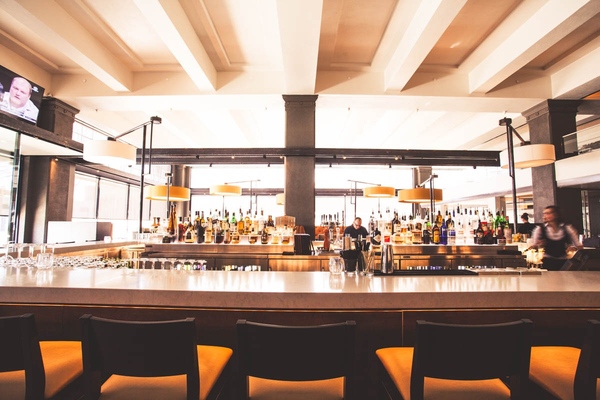 Broadway 10 Bar & Chophouse