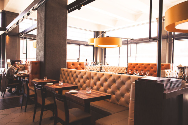 Broadway 10 Bar & Chophouse