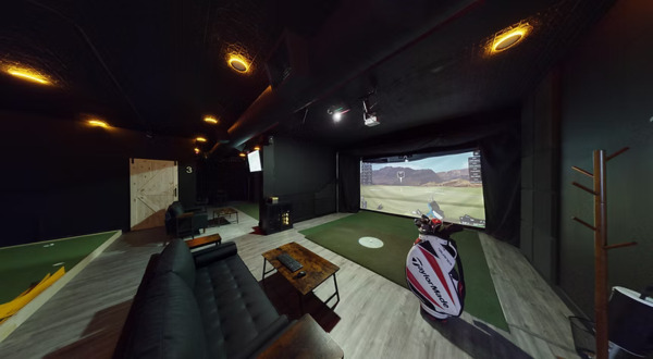 Club X Indoor Golf